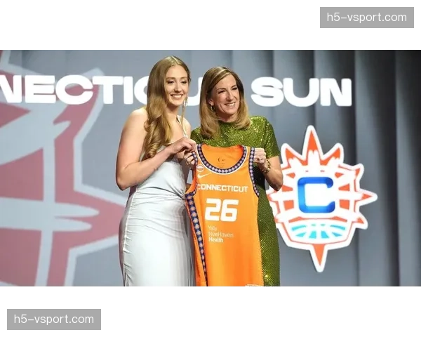 康涅狄格太阳队最后一场常规赛主场对阵多伦多节奏队